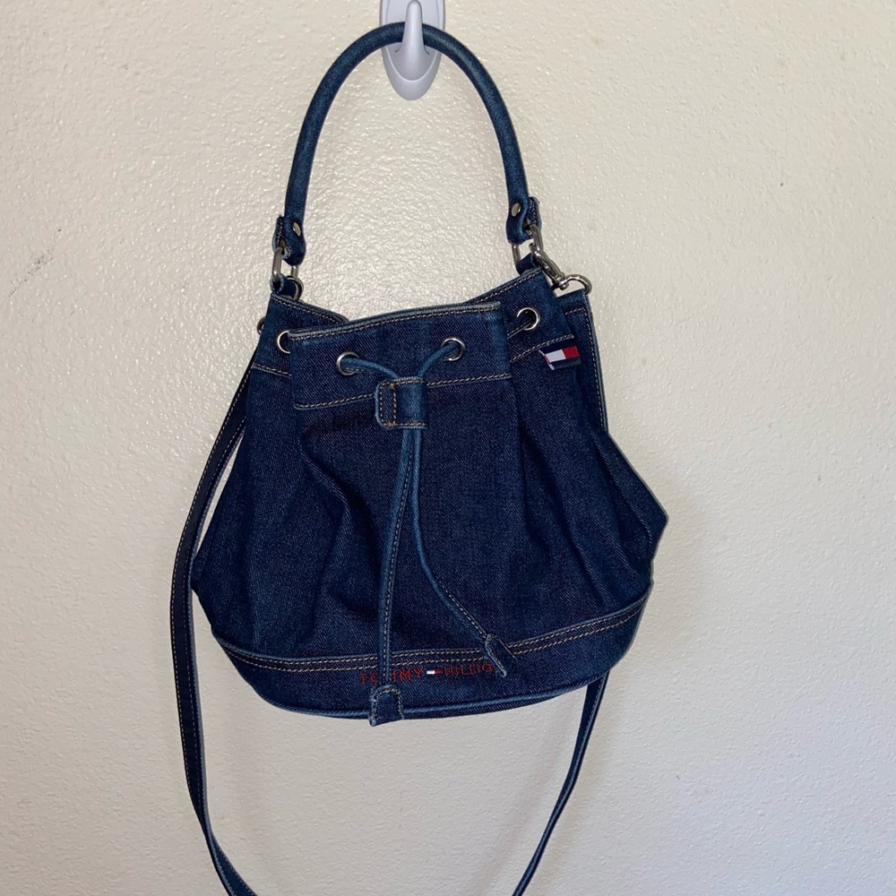 Vintage Tommy Hilfiger Crossbody purse